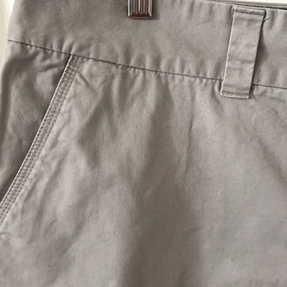 Tommy Hilfiger Short - Picture 2 of 5